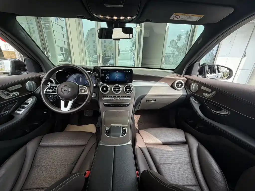 Mercedes-Benz GLC — миниатюра 8