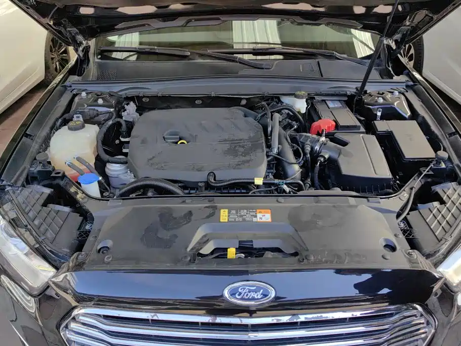 Ford Taurus — миниатюра 10