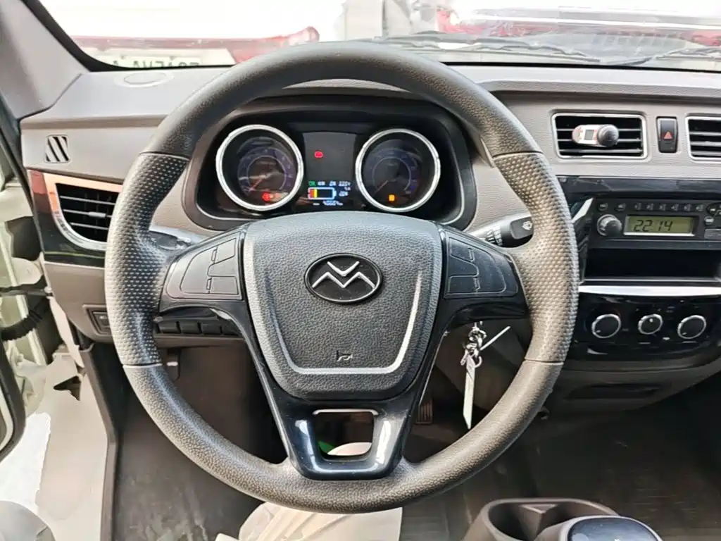 Geely Shuailing — миниатюра 11