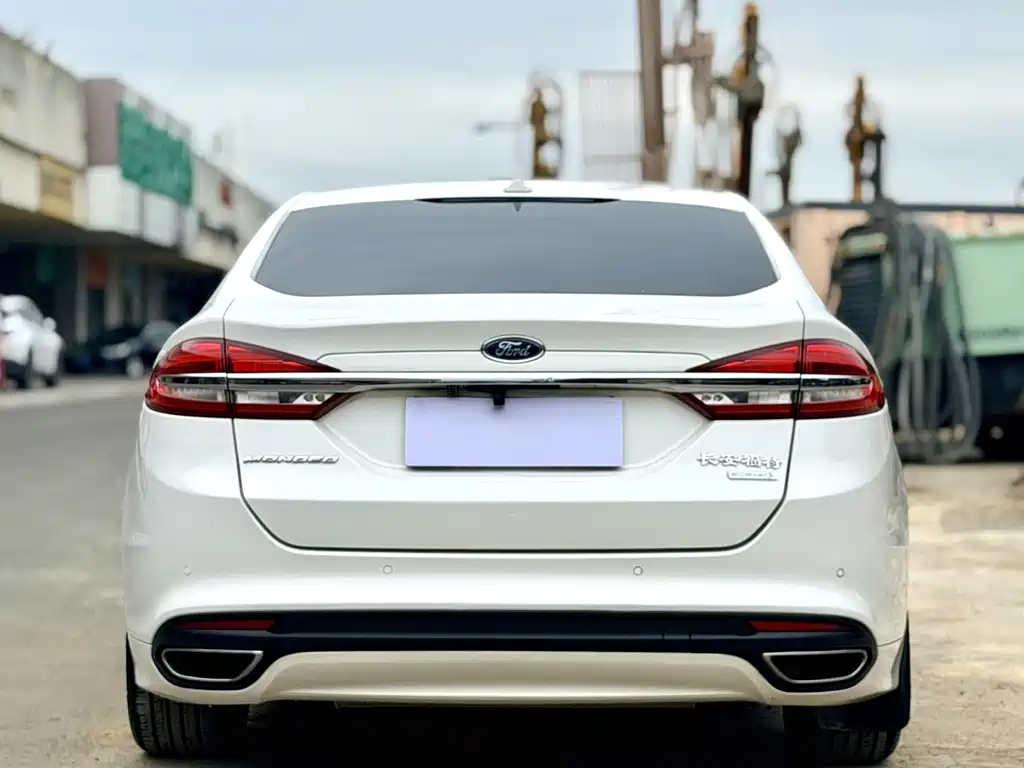 Ford Mondeo — миниатюра 3