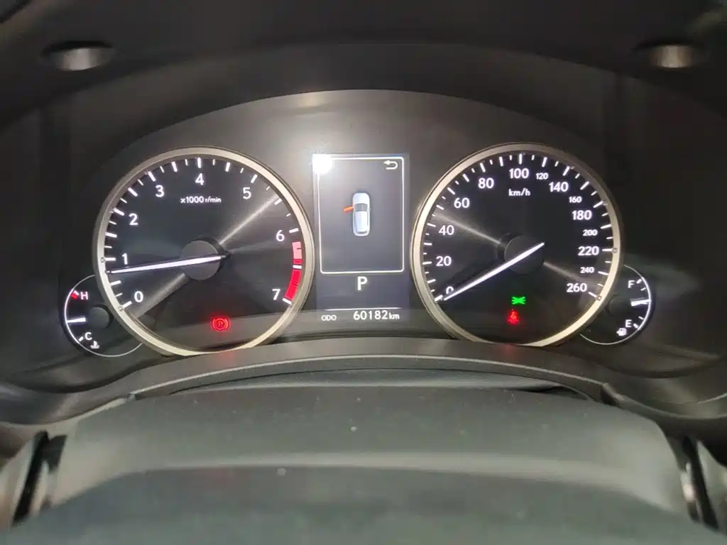 Lexus NX — миниатюра 12