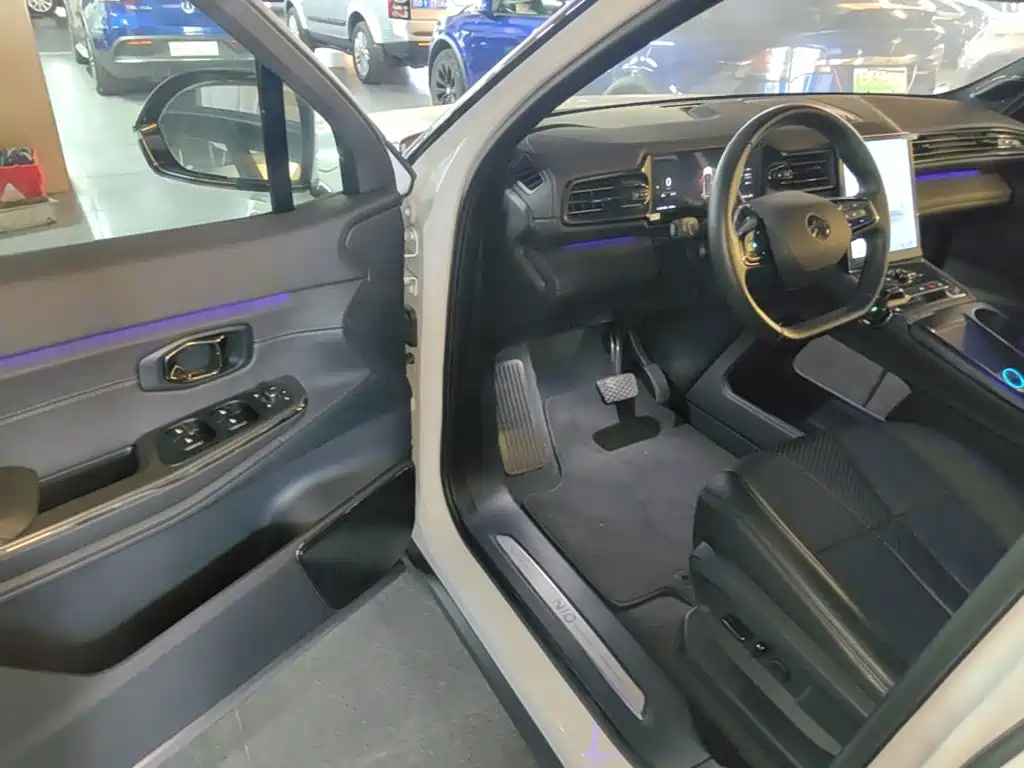 NIO ES8 — миниатюра 16