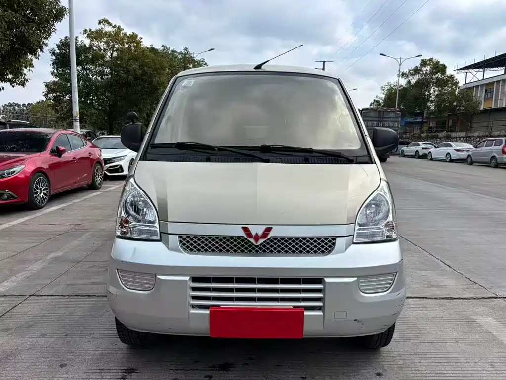 WULING WULING RONGGUANG