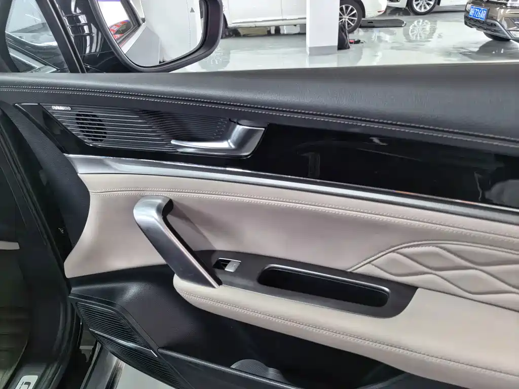 BYD Tang New Energy — миниатюра 22