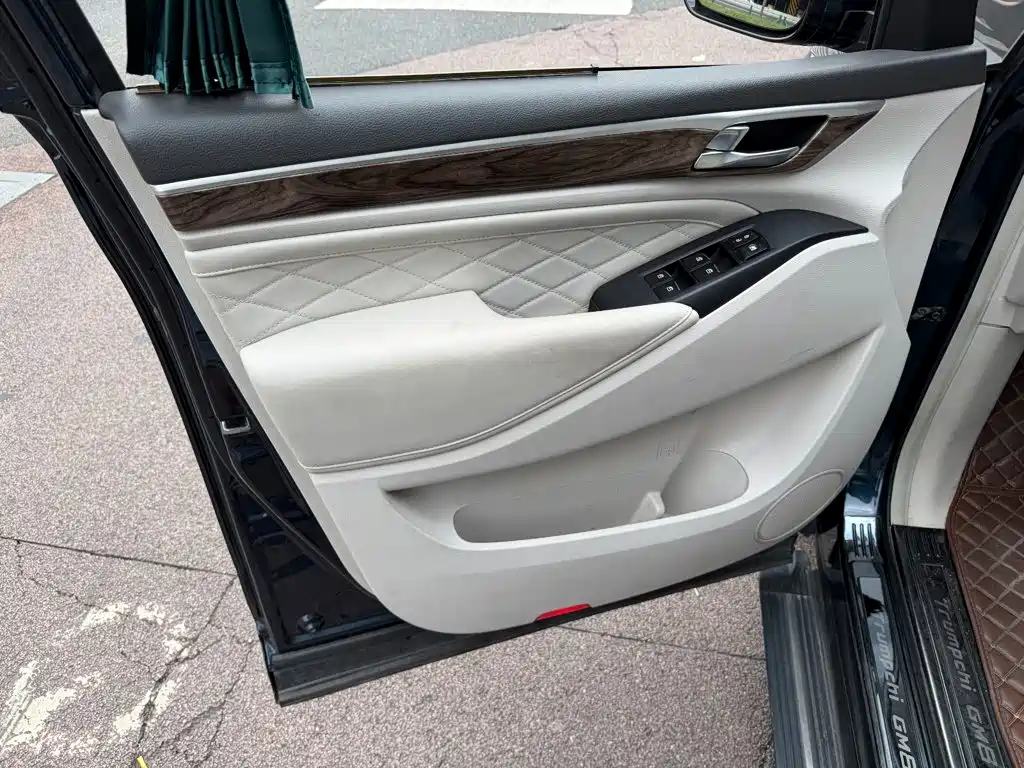 GAC Motor Trumpchi M8 — миниатюра 6