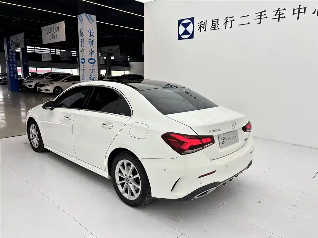 MERCEDES-BENZ A CLASS