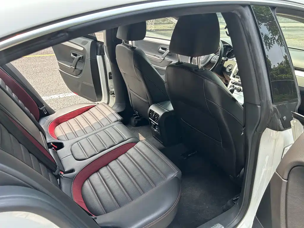 Volkswagen CC — миниатюра 14
