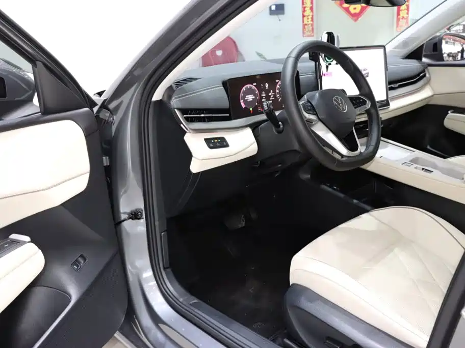 Volkswagen Sagitar — миниатюра 9