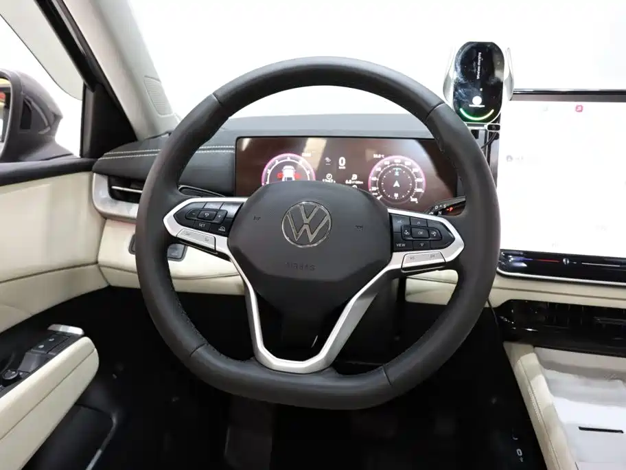 Volkswagen Sagitar — миниатюра 13