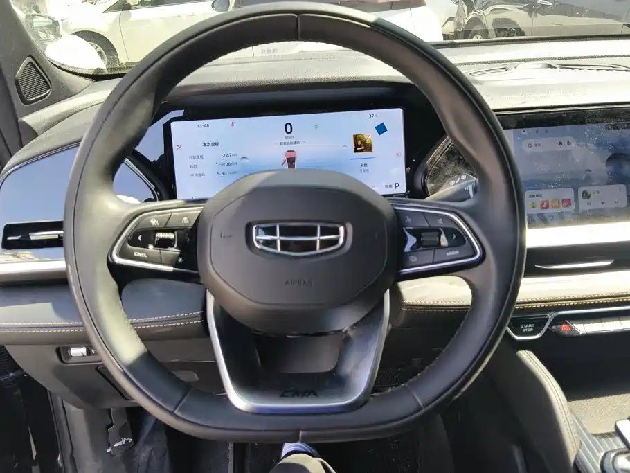 Geely Xingyue L — миниатюра 15