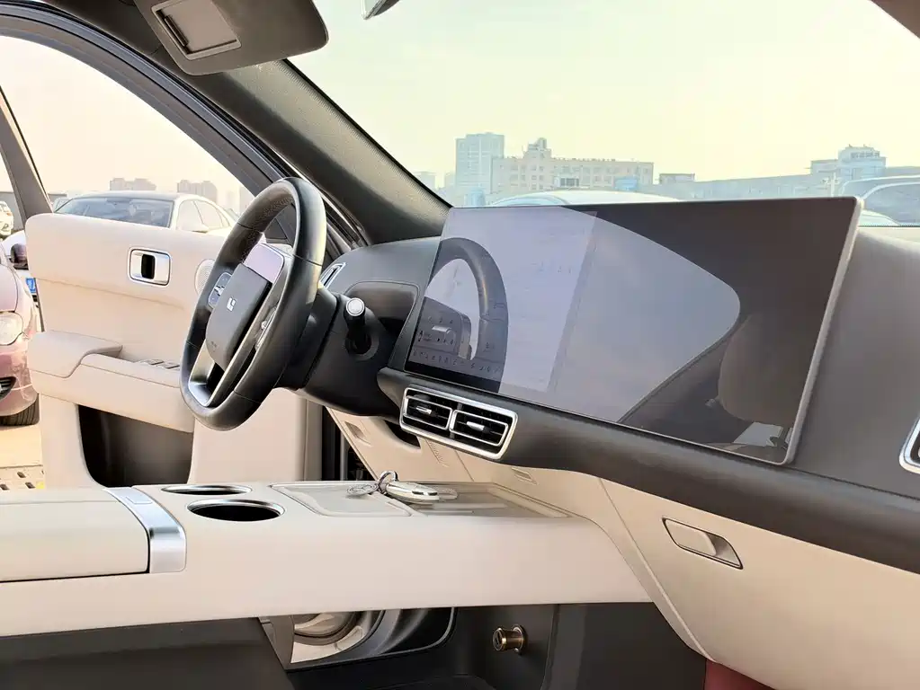 Li Auto Li L7 — миниатюра 9