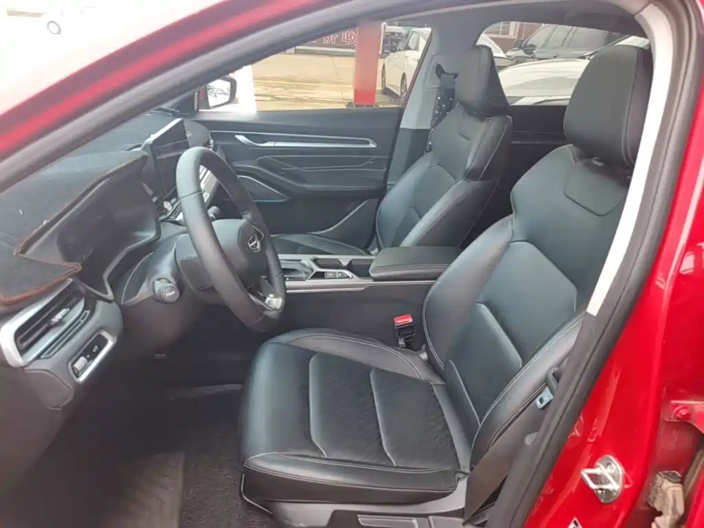 Geely Emgrand — миниатюра 15