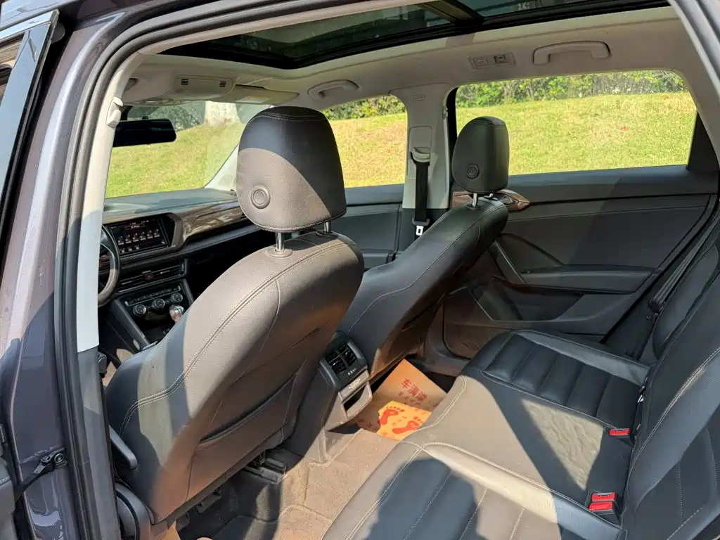 Volkswagen Tharu — миниатюра 11