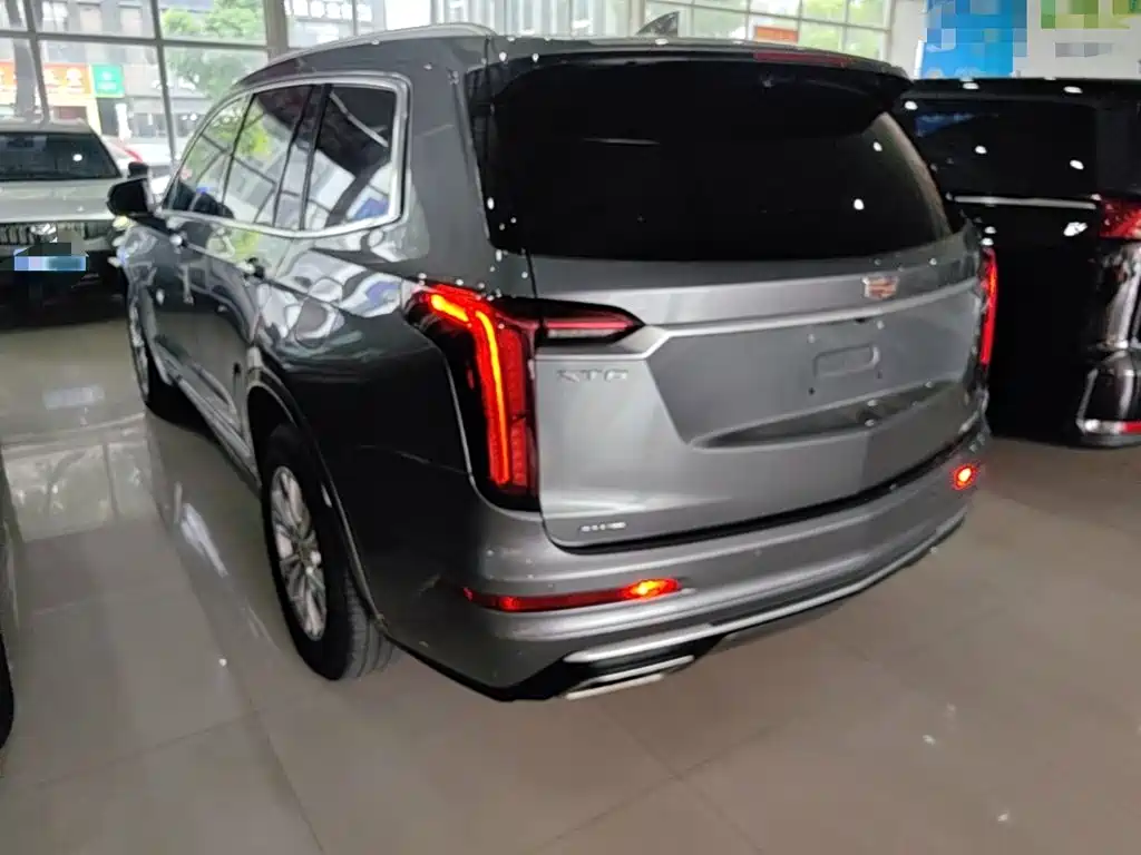 Cadillac XT6 — миниатюра 5