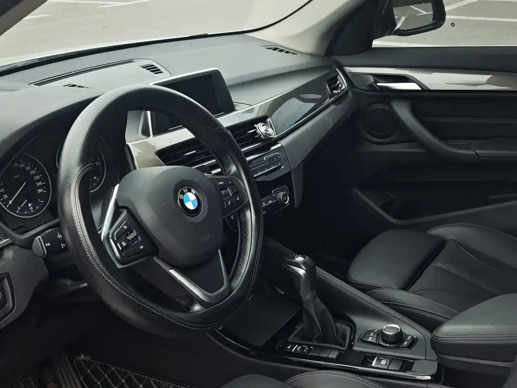 BMW X1 — миниатюра 5