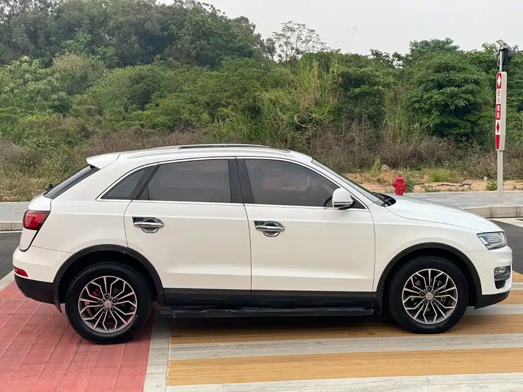 Zotye Zotye SR7 — миниатюра 12