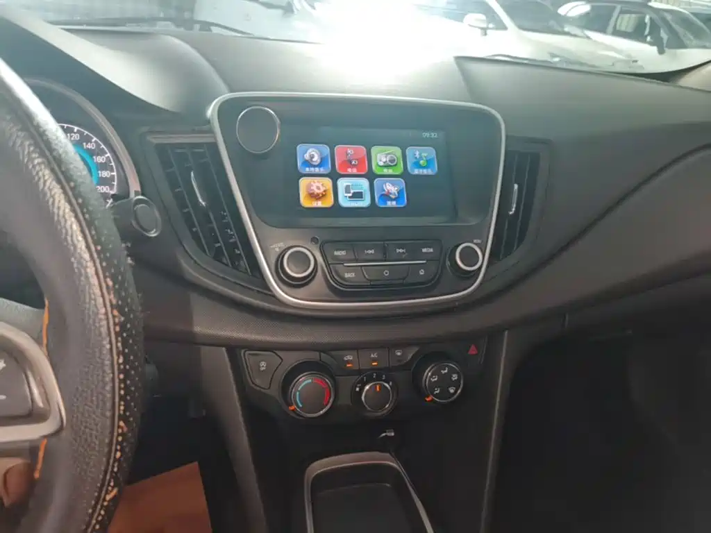 Chevrolet Cavalier — миниатюра 13