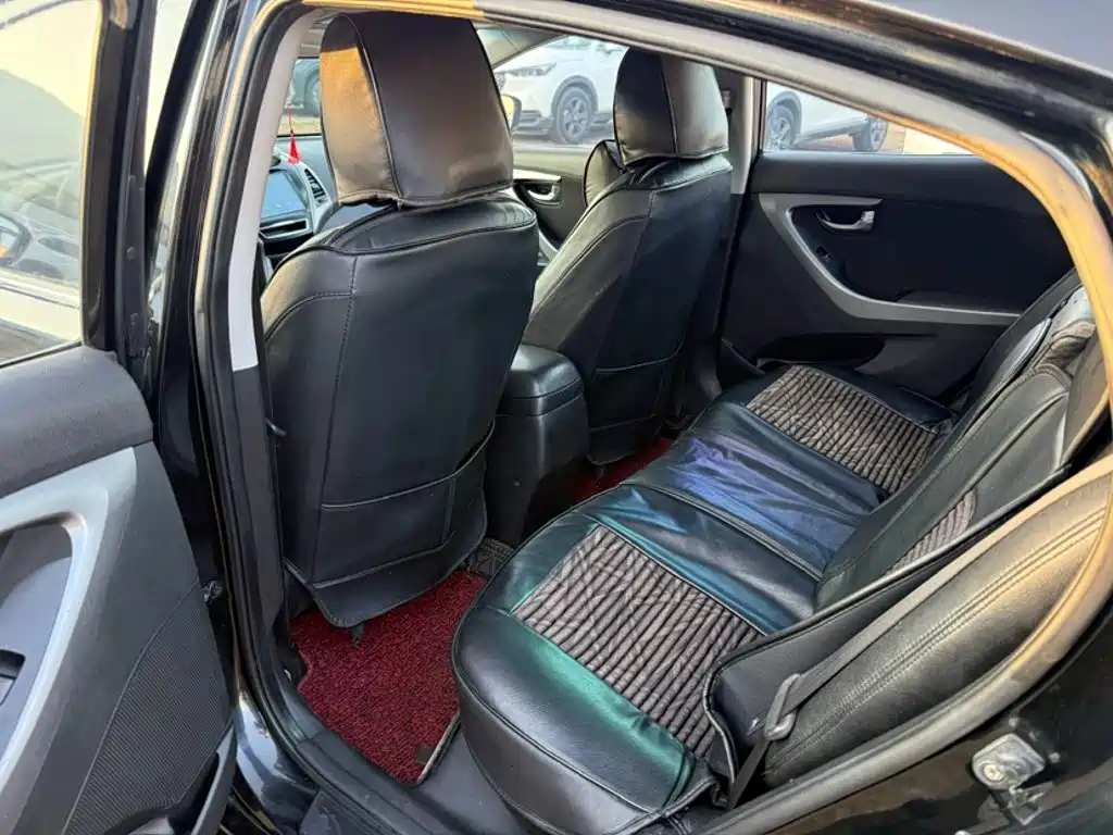 Hyundai Elantra Langdong — миниатюра 19