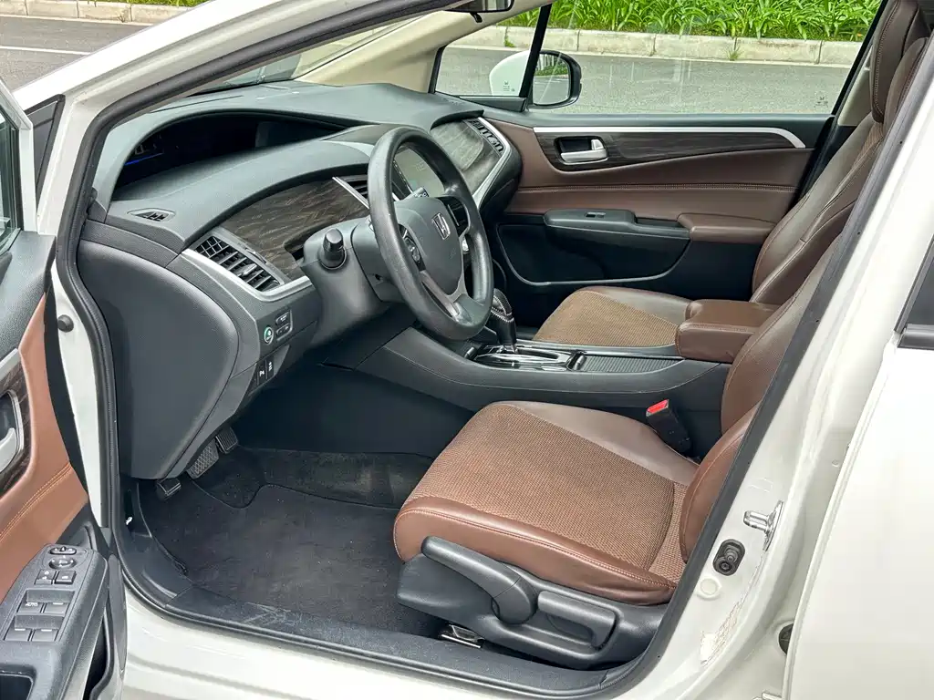 Honda Jade — миниатюра 3