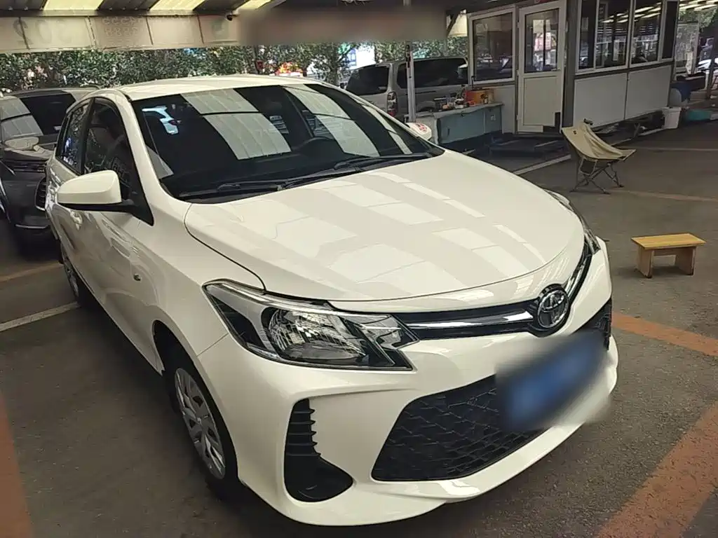 Toyota Vios FS — миниатюра 4