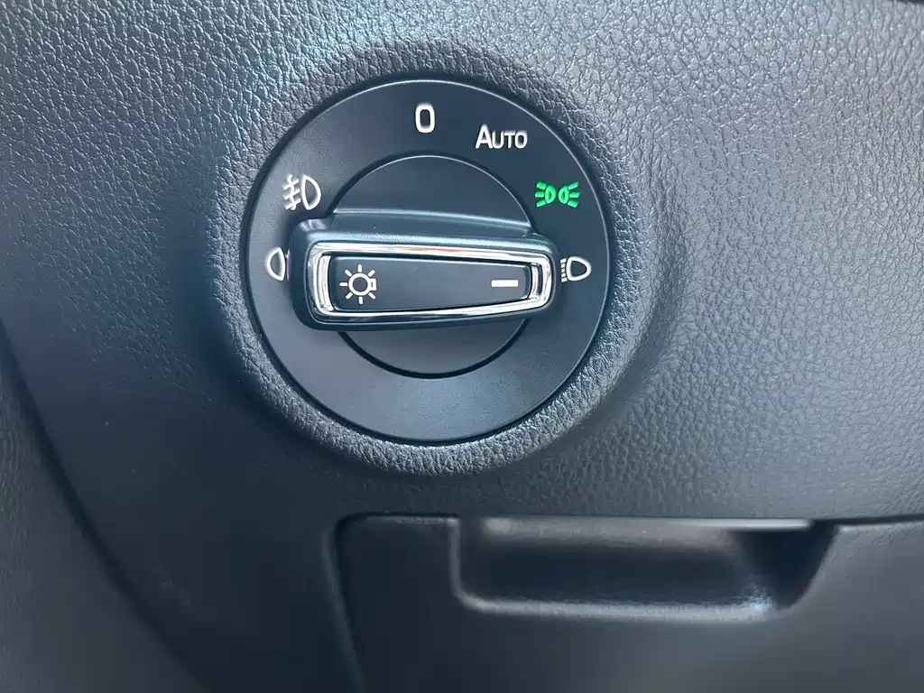 Skoda Superb — миниатюра 13