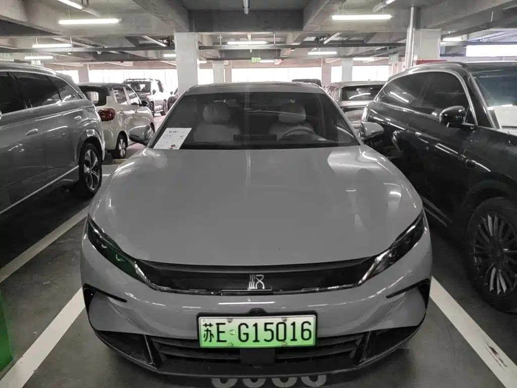 BYD Han — миниатюра 2