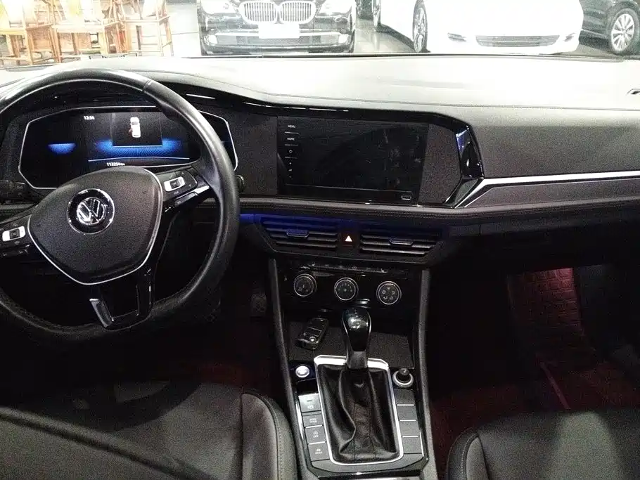 Volkswagen Sagitar — миниатюра 12