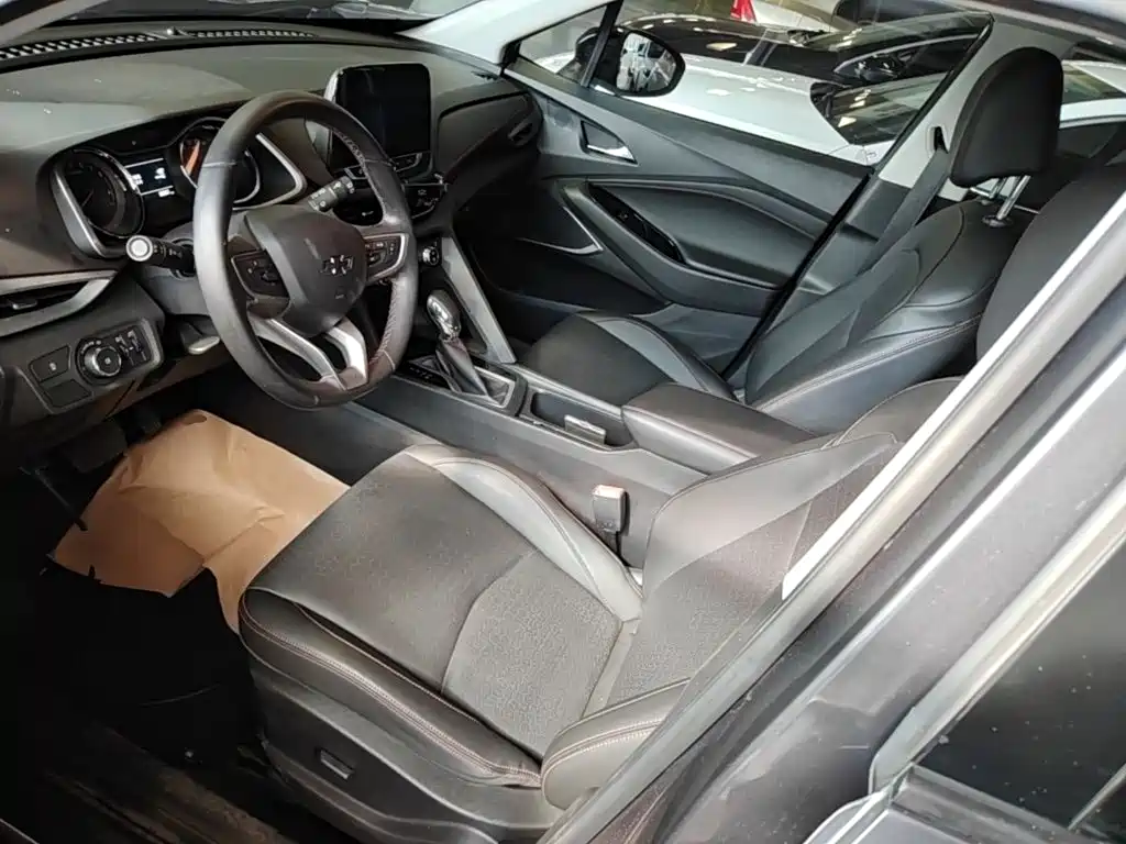 Chevrolet Volando — миниатюра 15