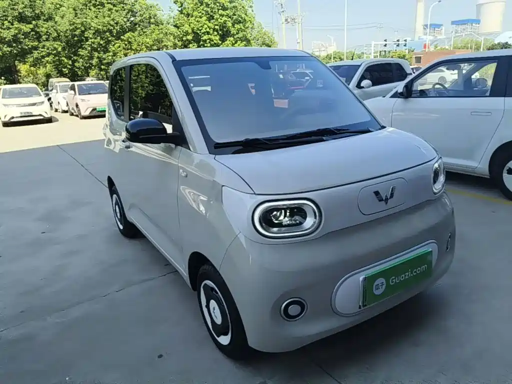 Wuling MINIEV — миниатюра 4
