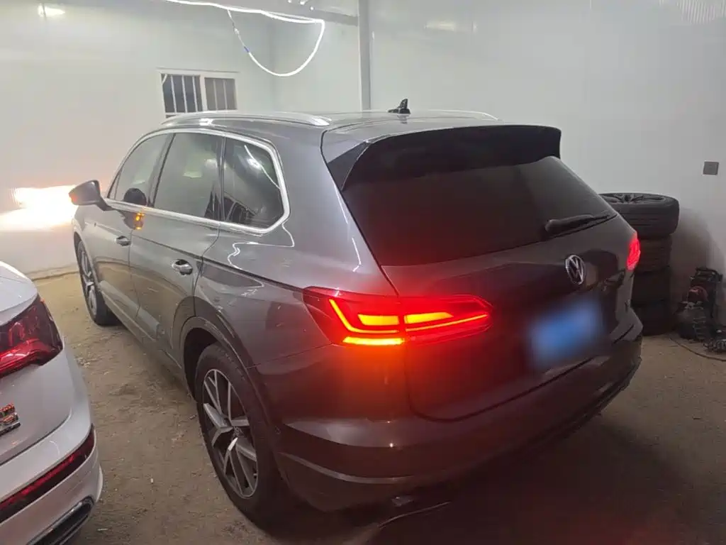 Volkswagen Touareg — миниатюра 5