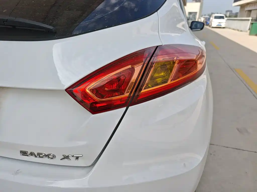 Changan Eado XT — миниатюра 8