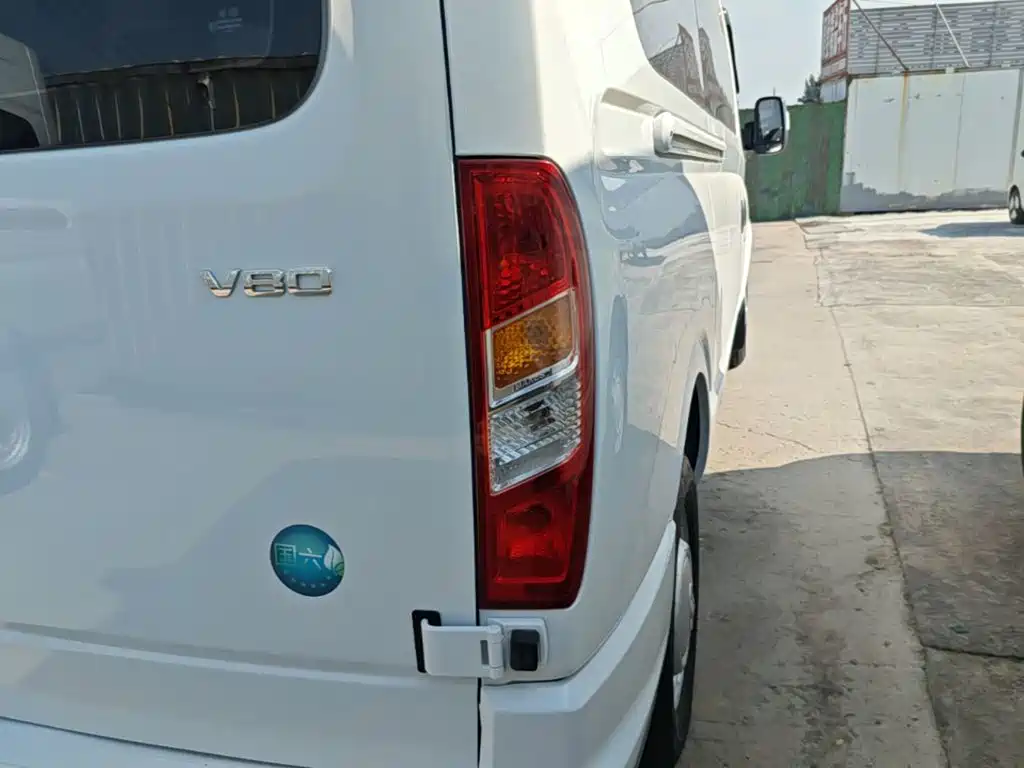 MAXUS V80 — миниатюра 8