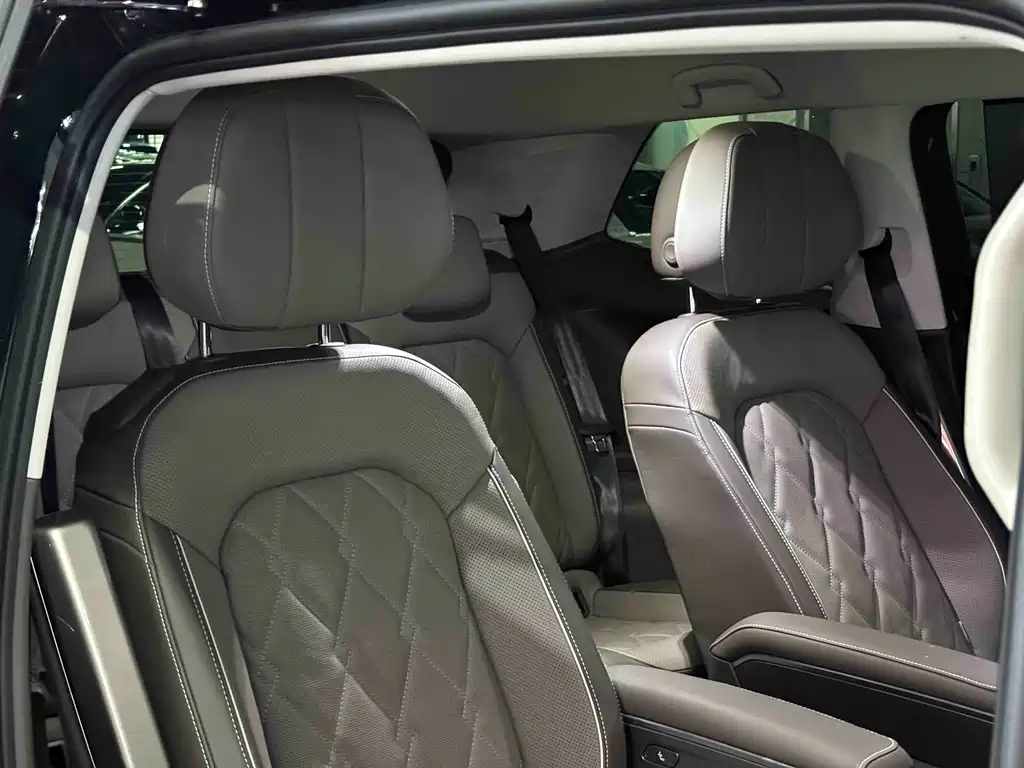 Volkswagen Viloran — миниатюра 18