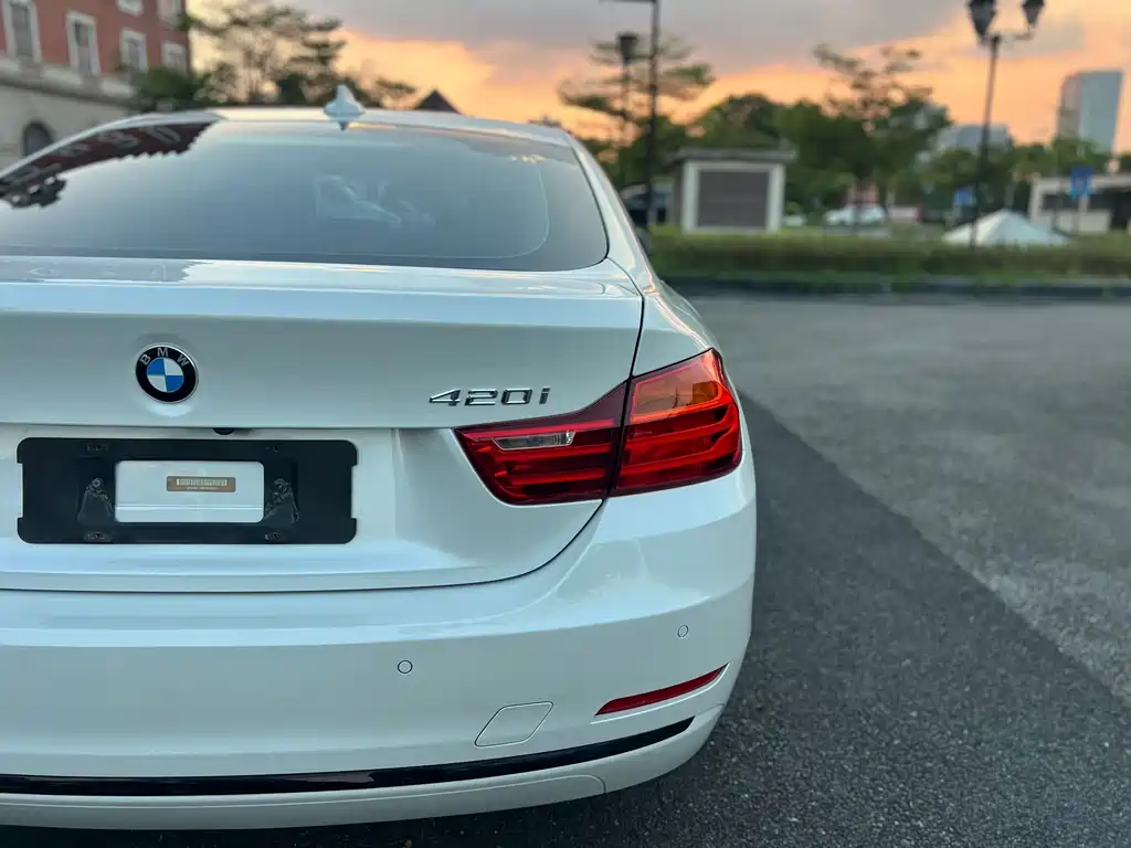 BMW 4 Series — миниатюра 9