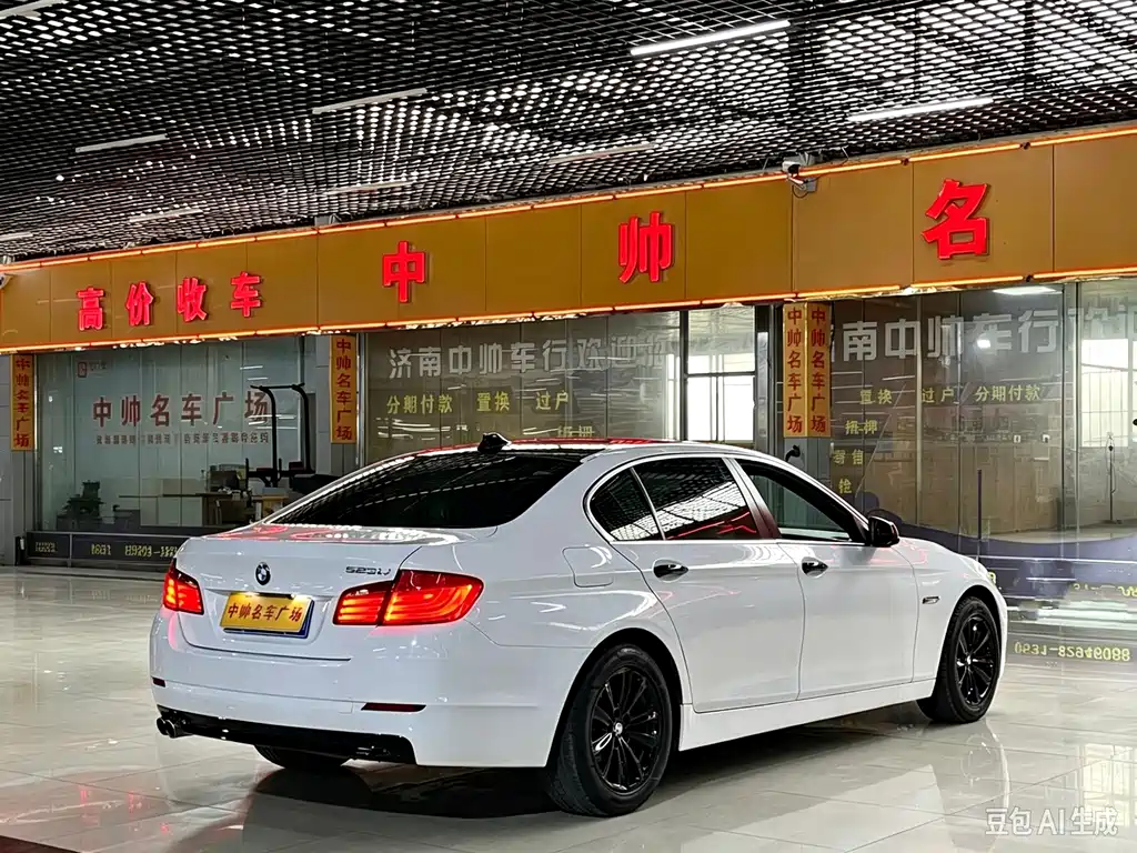 BMW 5 Series — миниатюра 4