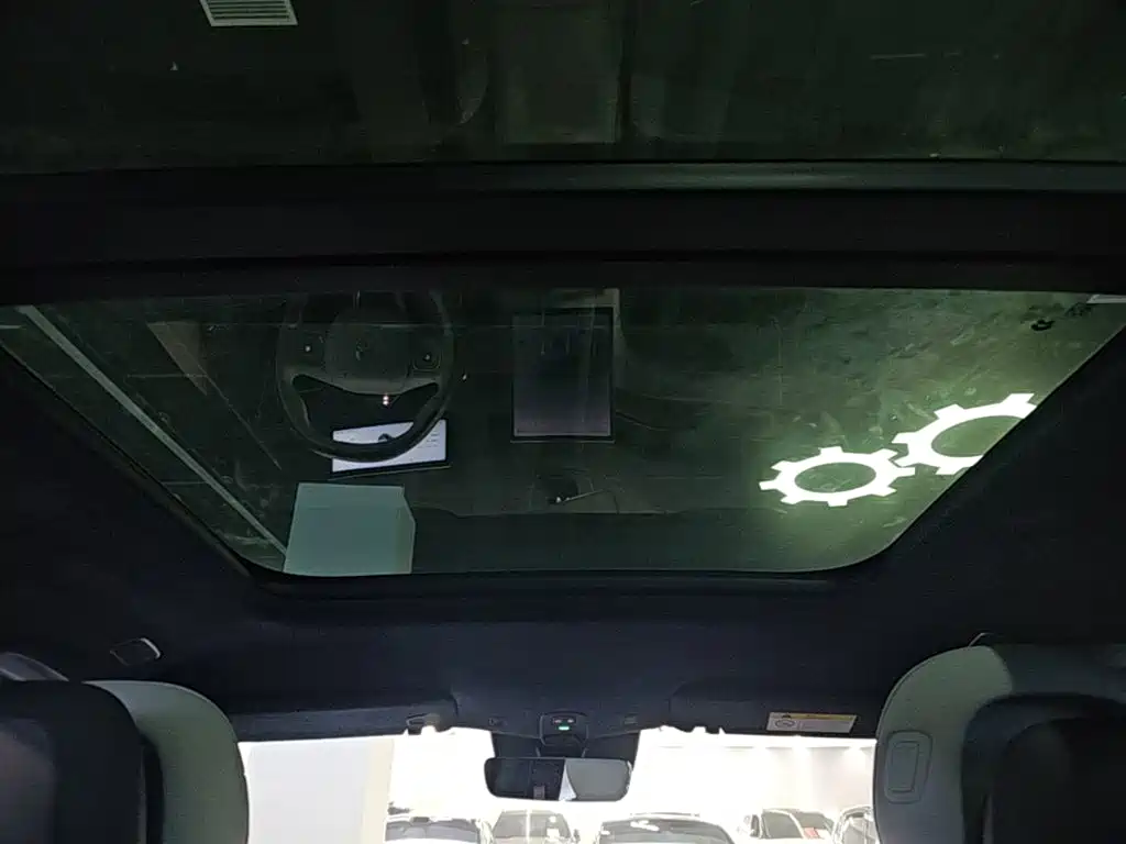 NIO ES6 — миниатюра 18