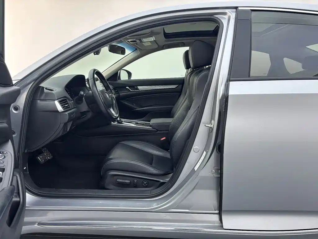 Honda Accord — миниатюра 5