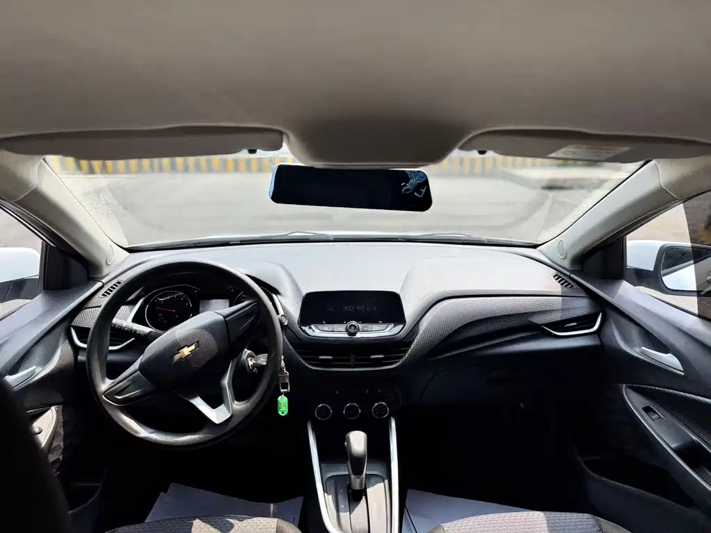 Chevrolet Cavalier — миниатюра 8