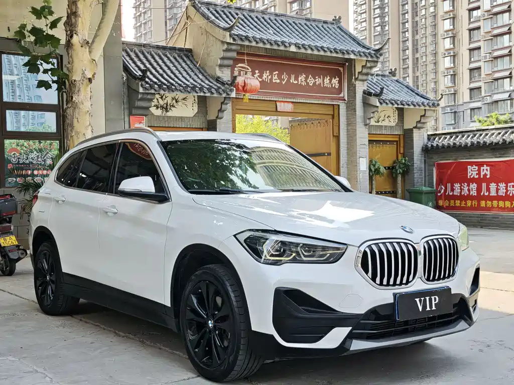 BMW X1 — миниатюра 3