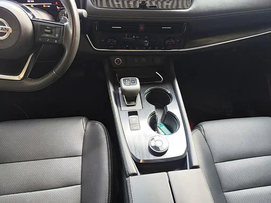 Nissan X-Trail — миниатюра 14