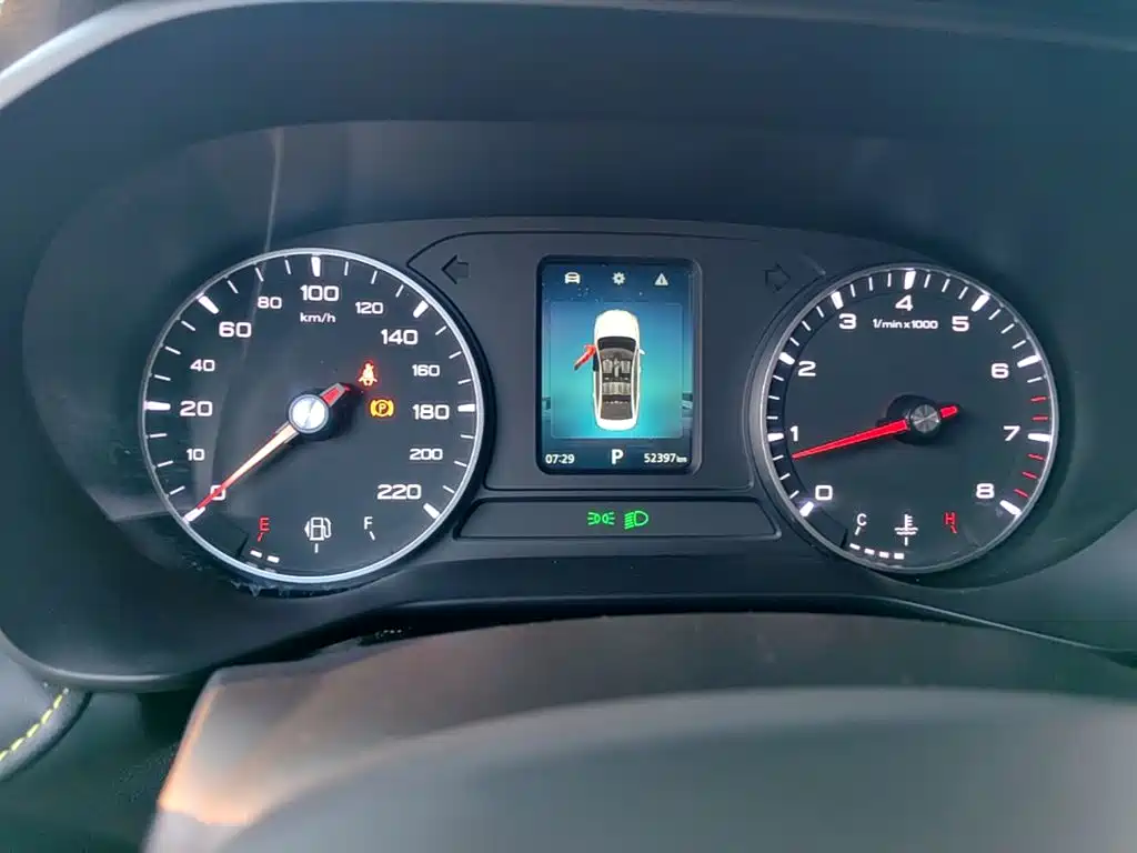 Roewe i5 — миниатюра 12