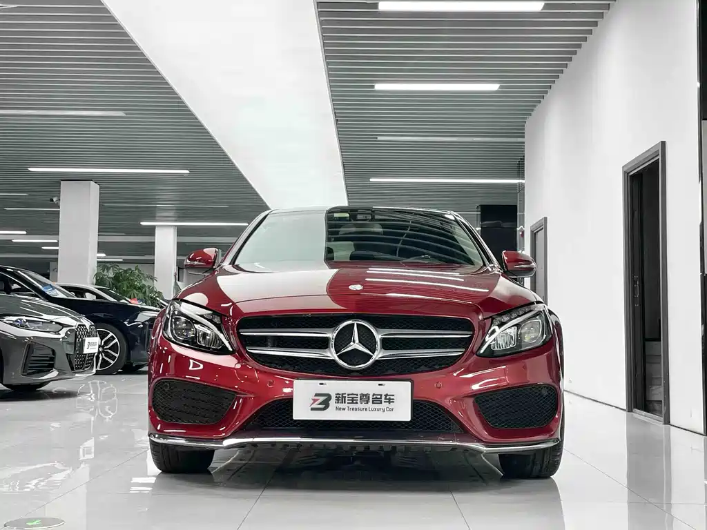 Mercedes-Benz C-Class — миниатюра 2