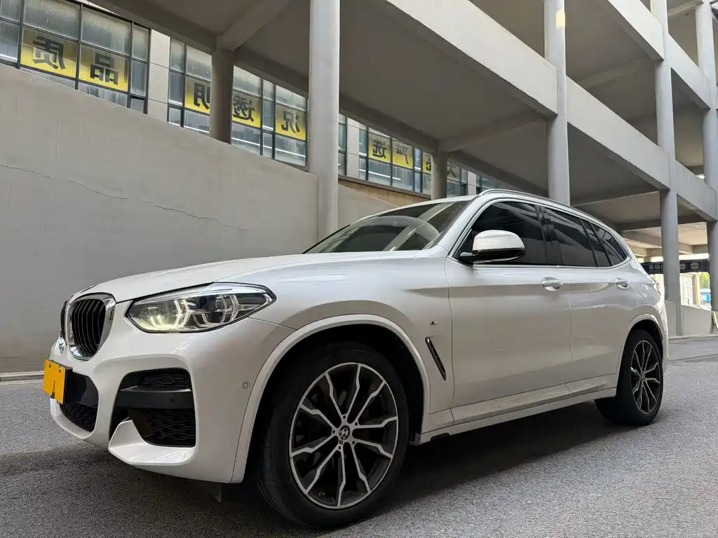 BMW  X3