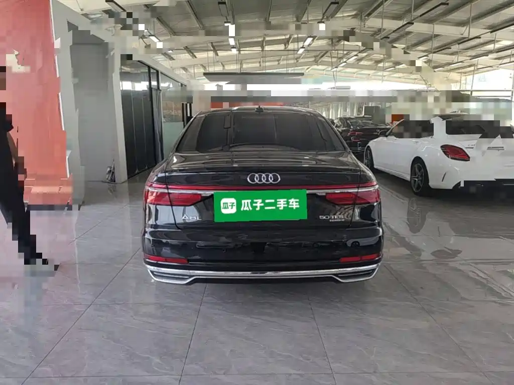 Audi A8 — миниатюра 6