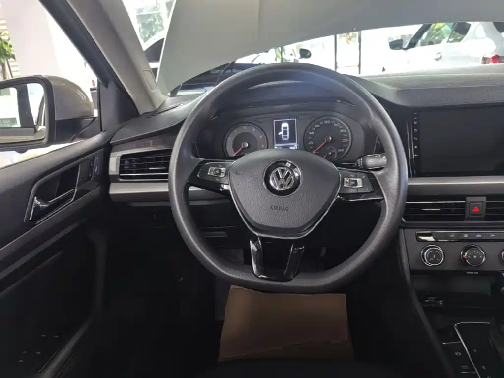 Volkswagen Lavida — миниатюра 11