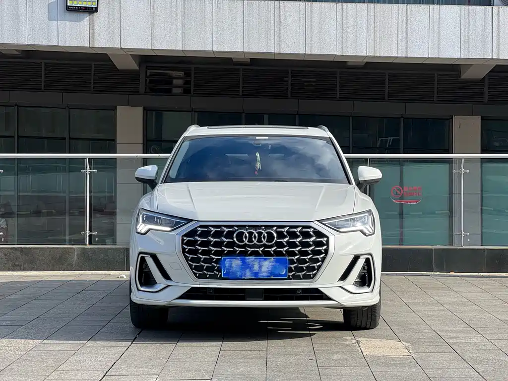 Audi Q3 — миниатюра 2