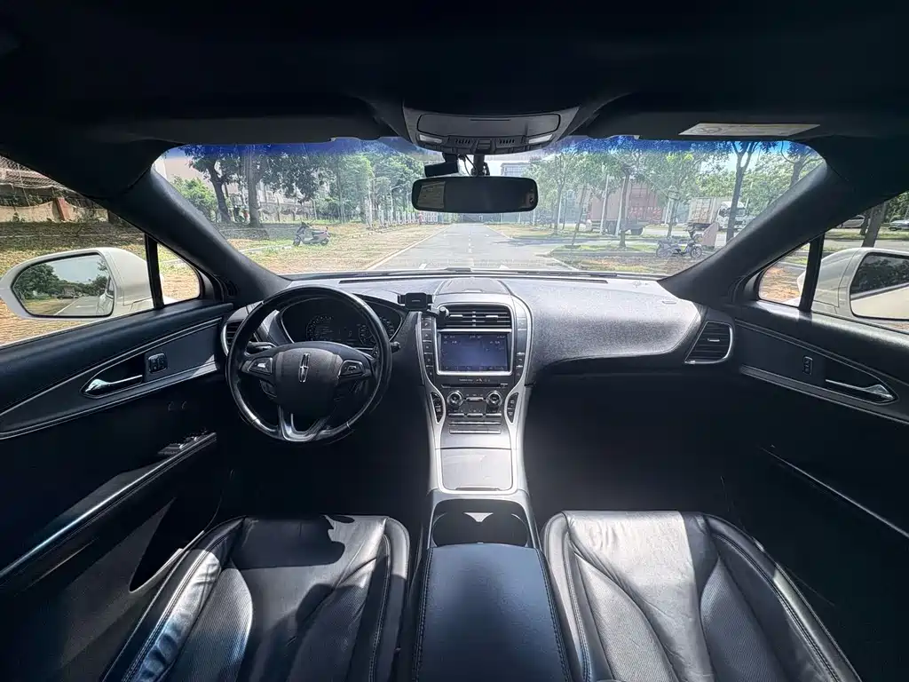 Lincoln MKX — миниатюра 7