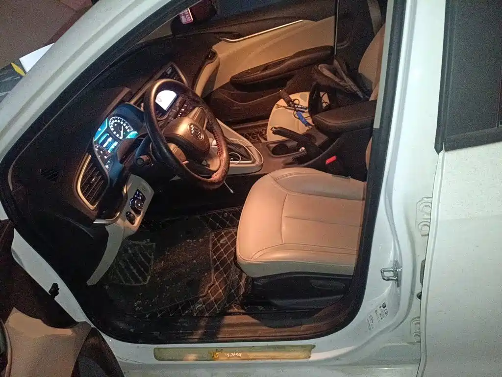 Buick Excelle — миниатюра 18