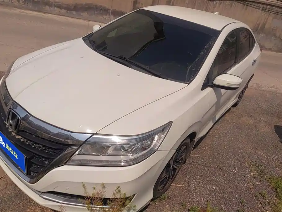 Honda Crider 2016