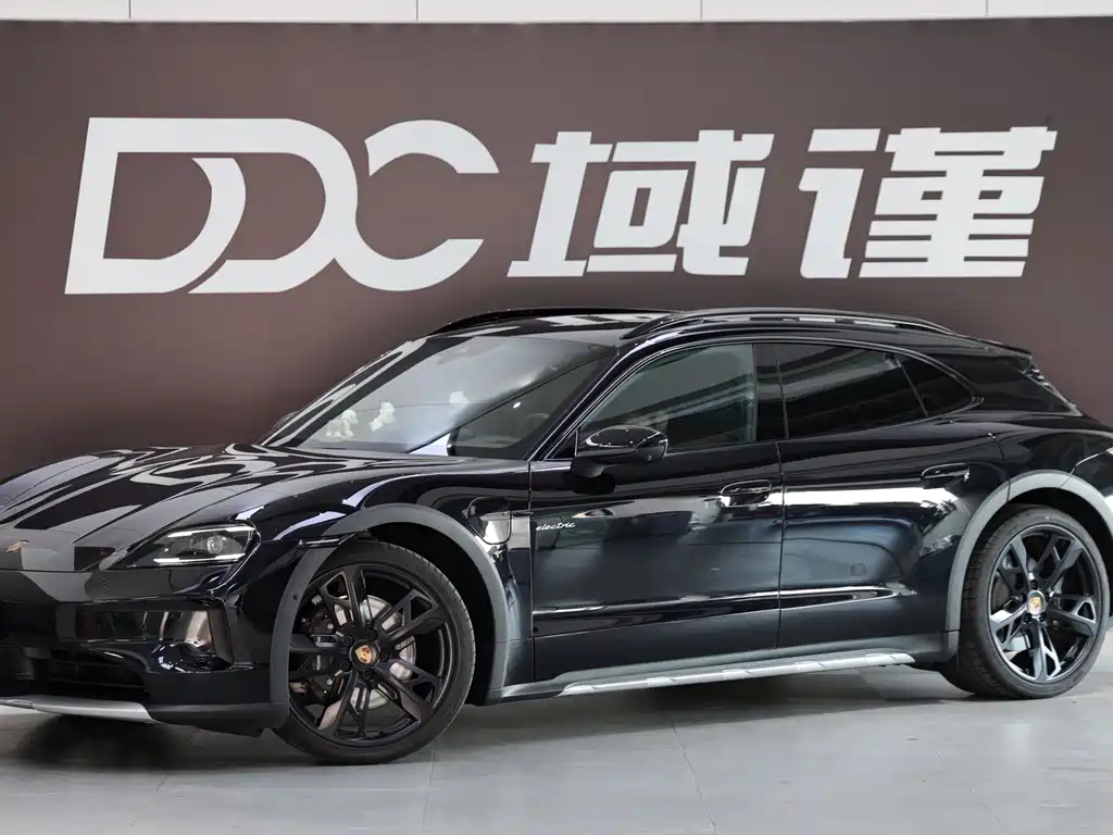 Porsche Taycan — миниатюра 5